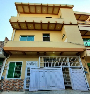 5 Marla Triple-Story House, Ali Town