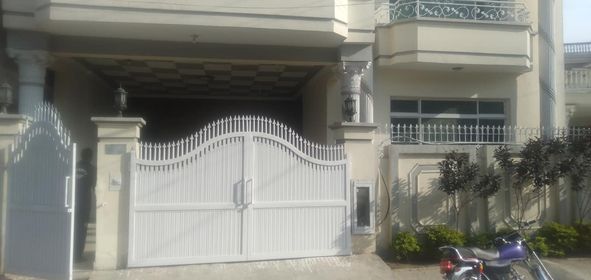 House For Sale Double story Lalazar 