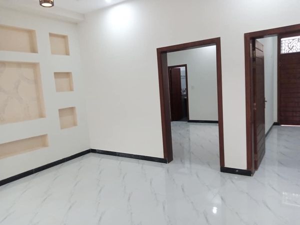 House for sale Ghouri town 5 marla Single story