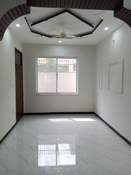 House for sale Ghouri town 5 marla Single story