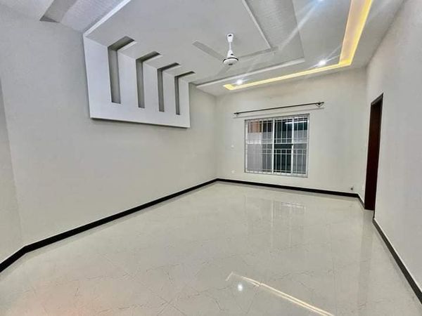 1 kanal upper portion for Rent ln DHA 2 Islamabad