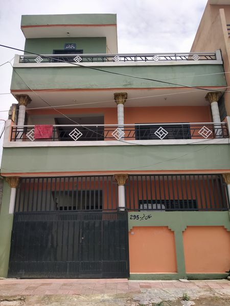 5 marla brand new triple story house for Dhoke abbasi bazar taronal Mai officer colony, Tarnol