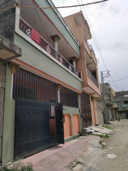 5 marla brand new triple story house for Dhoke abbasi bazar taronal Mai officer colony, Tarnol