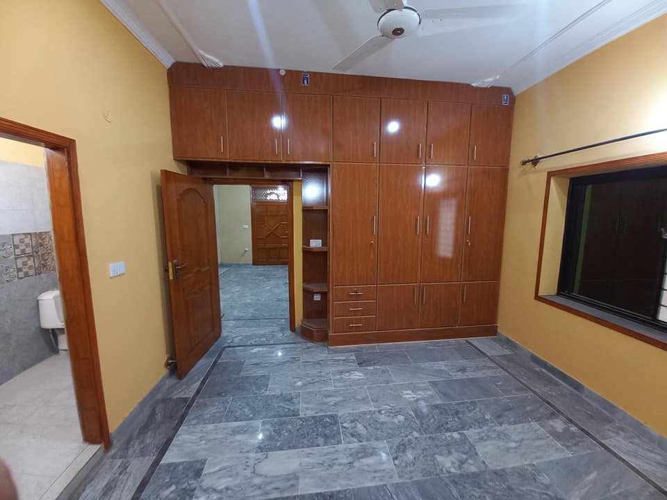 3.5_MARLA BASEMENT + SINGLE STORY HOUSE_For_Sale, Wakeel Colony