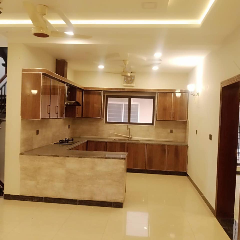 10 Marla Designer House for Rent, Bahria Town Rawalpindi