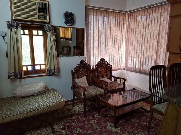 Fully furnish upper portion available in F10 islamabad , F-10