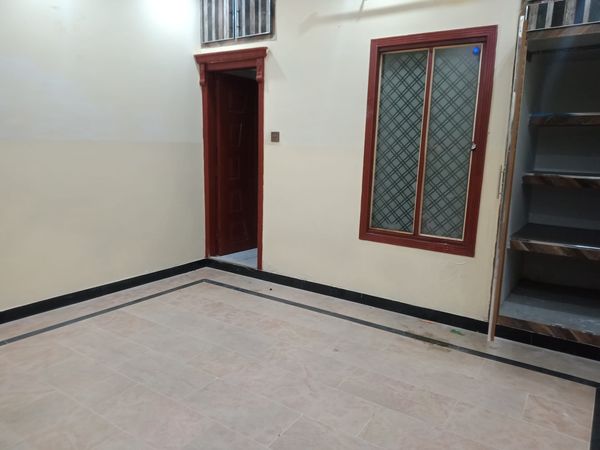 1st floor Portion available for Rent Sadiqabad transformer chowk, Sadiqabad