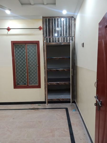 1st floor Portion available for Rent Sadiqabad transformer chowk, Sadiqabad