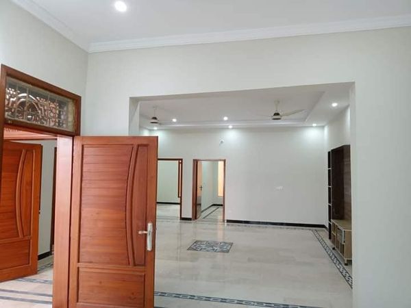 Ghauri twon 7 marla new first floor house for rent, Ghauri Town