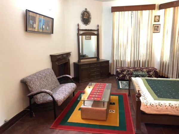 F11 Markaz Fully furnished Rooms Room for rent FOR bachlors , F-11