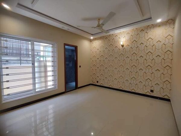 DHA phase 2 House available for Rent 1 kanal uper portion, DHA Defence