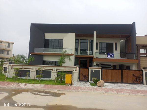 22.5 Marla House For Sale In Bahria town Phase 8 Rawalpindi Secter F, Bahria Town Rawalpindi