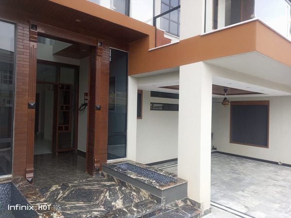 22.5 Marla House For Sale In Bahria town Phase 8 Rawalpindi Secter F, Bahria Town Rawalpindi