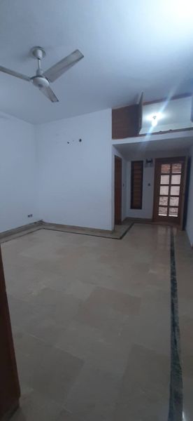 8 Marla Ground Portion available for rent in G-13, G-13