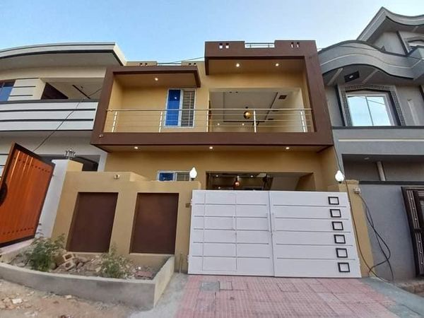 5 Marla One n Half Story House for sale in Airport Housing Society Sector 4, Airport Housing Society