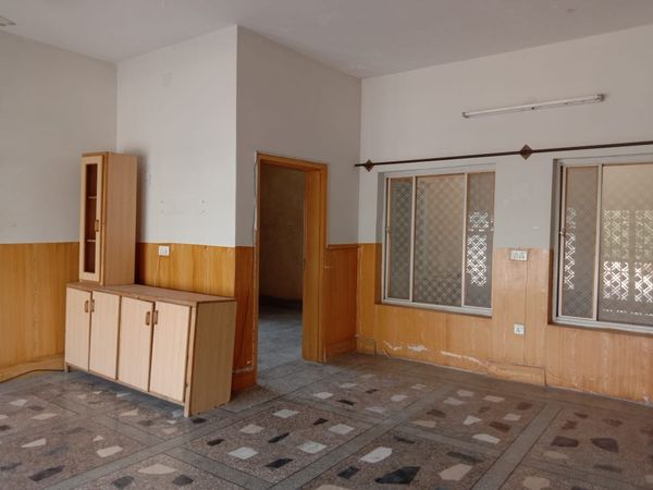 10 MARLA UPPER PORTION FOR RENT IN RAWALPINDI Army Officers Colony, Morgah, Army Officers Colony