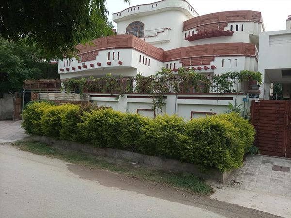 1 Kanal House for sale in G15./2 ISLAMABAD , G-15